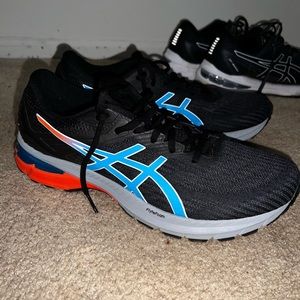 ASICS Gt-2000 trail 9.